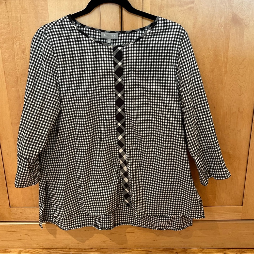 Habitat 3/4 Sleeve Women’s Black and White Top
